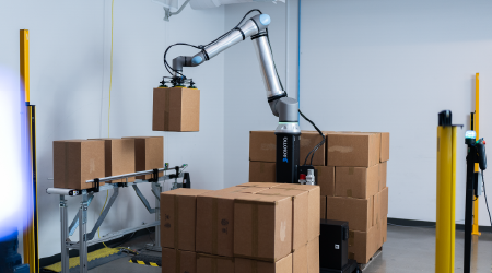 End-of-line palletizing